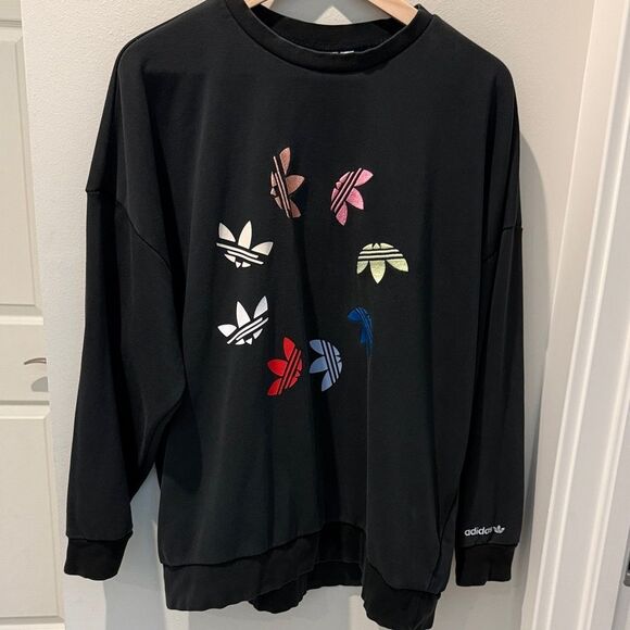 Adidas Black Adicolor Shattered Trefoil oversized Sweatshirt size S - Picture 1 of 10